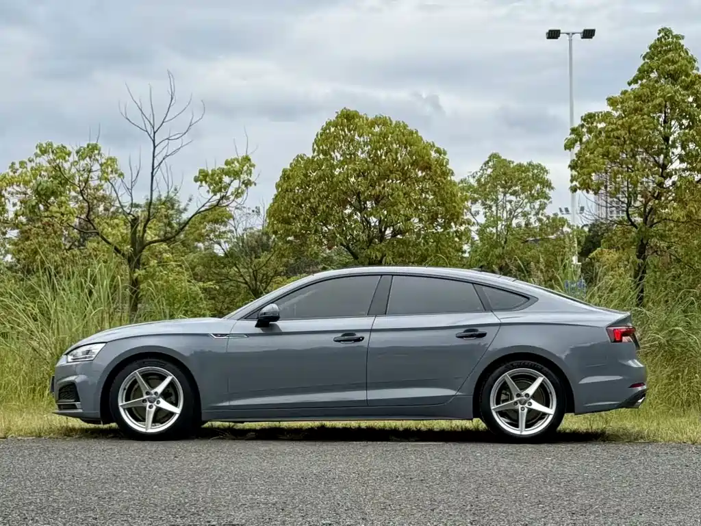 Audi A5 (Import) — миниатюра 10
