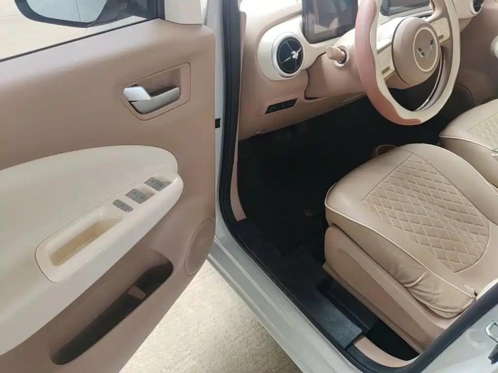 Wuling MINIEV — миниатюра 16