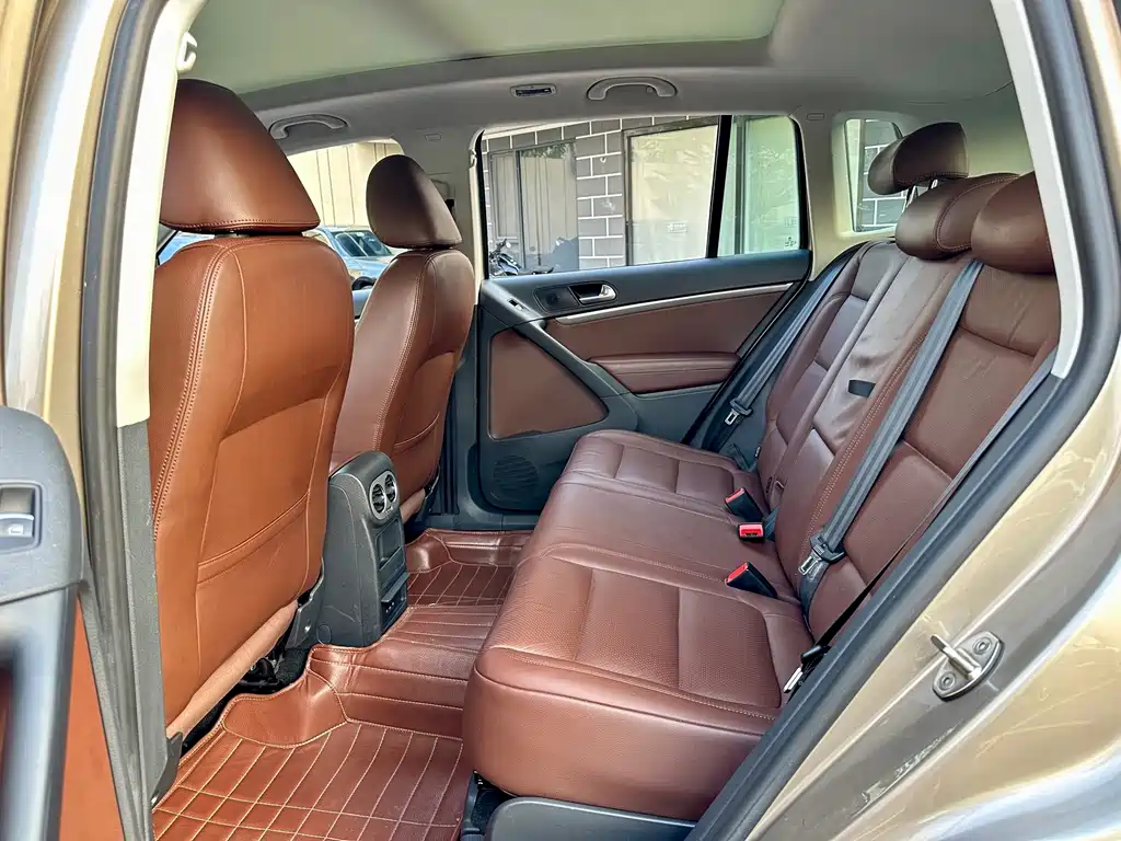 Volkswagen Tiguan — миниатюра 12