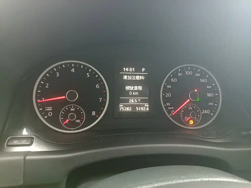 Volkswagen Tiguan — миниатюра 12
