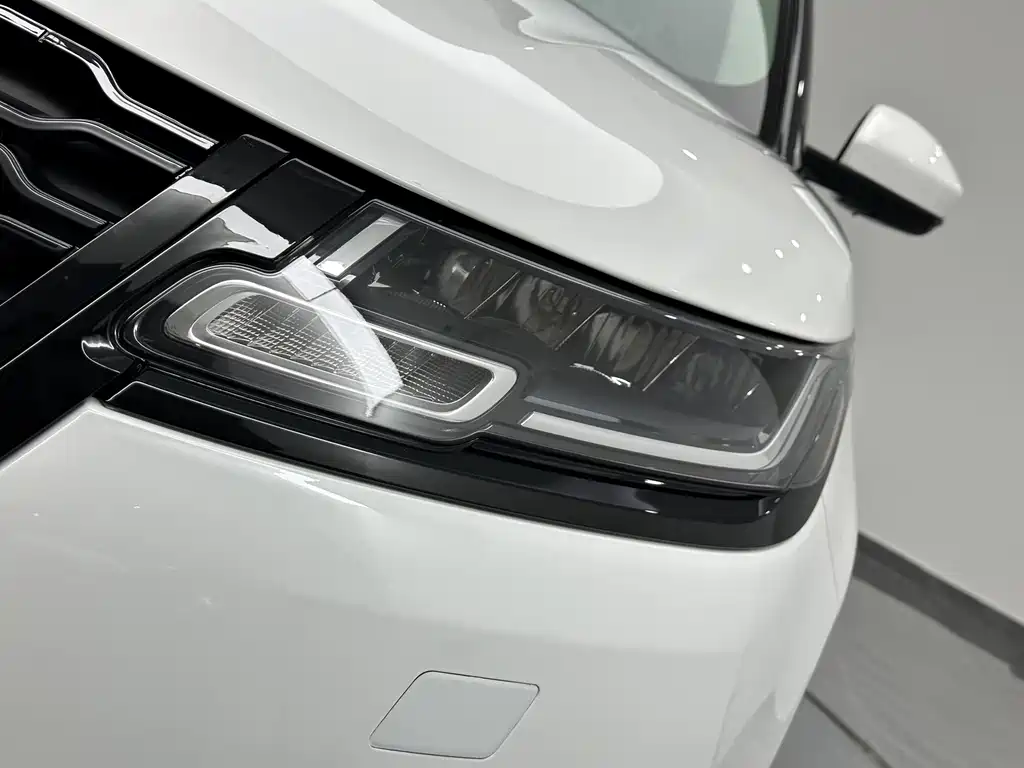 Land Rover Velar — миниатюра 19