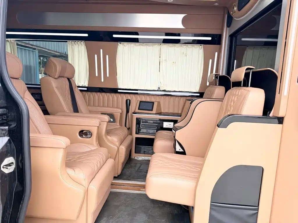 Mercedes-Benz Sprinter — миниатюра 9