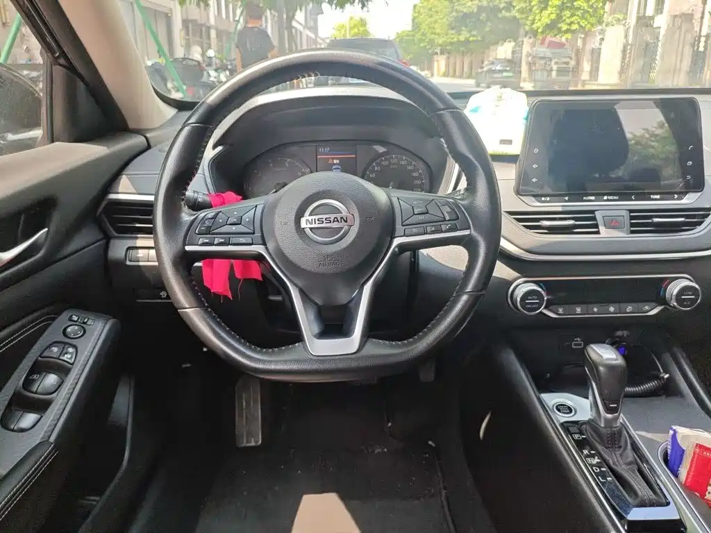 Nissan Teana — миниатюра 6