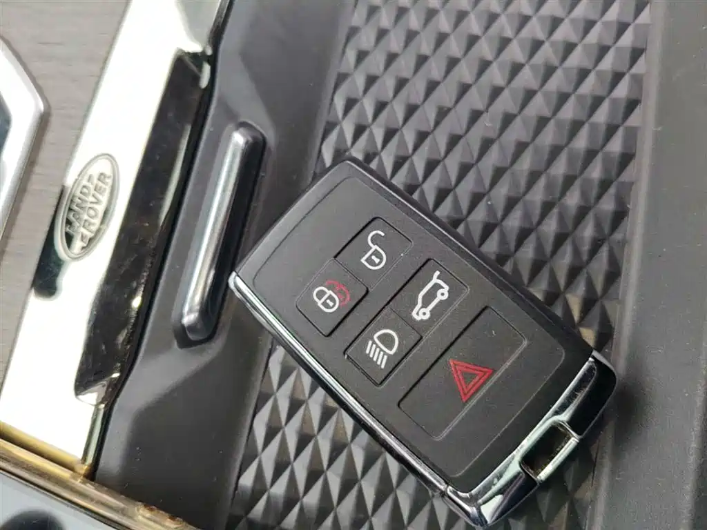 Land Rover Range Rover Evoque 2021 L 249PS R-Dynamic SE Luxury