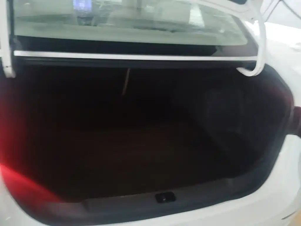 Buick Excelle — миниатюра 19