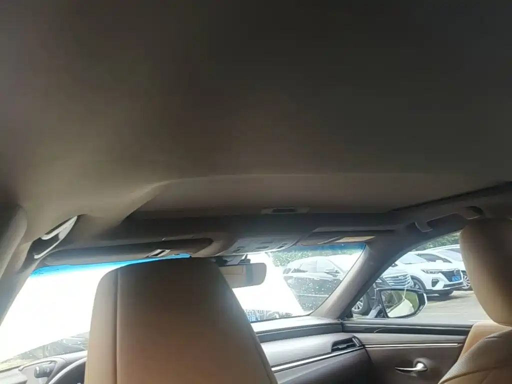 Lexus ES — миниатюра 18