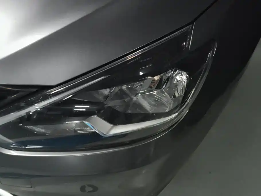 Nissan Sylphy — миниатюра 5