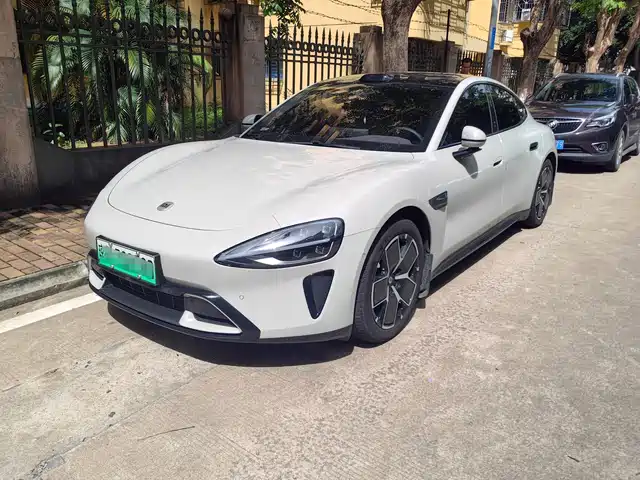 XIAOMI CAR XIAOMI SU7 2024