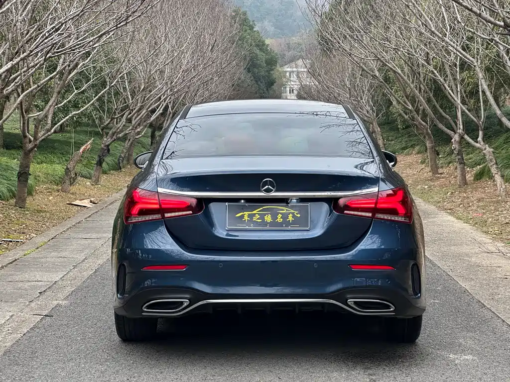 MERCEDES-BENZ A CLASS