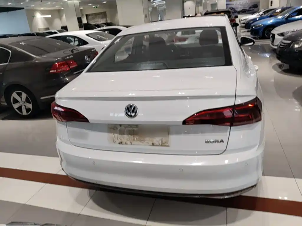 Volkswagen Bora — миниатюра 6