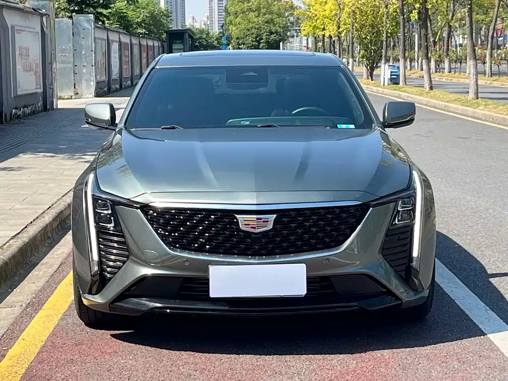Cadillac CT5 — миниатюра 2