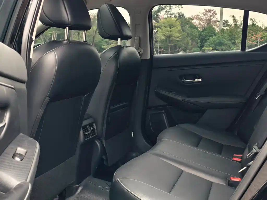 Nissan Sylphy - фото 12