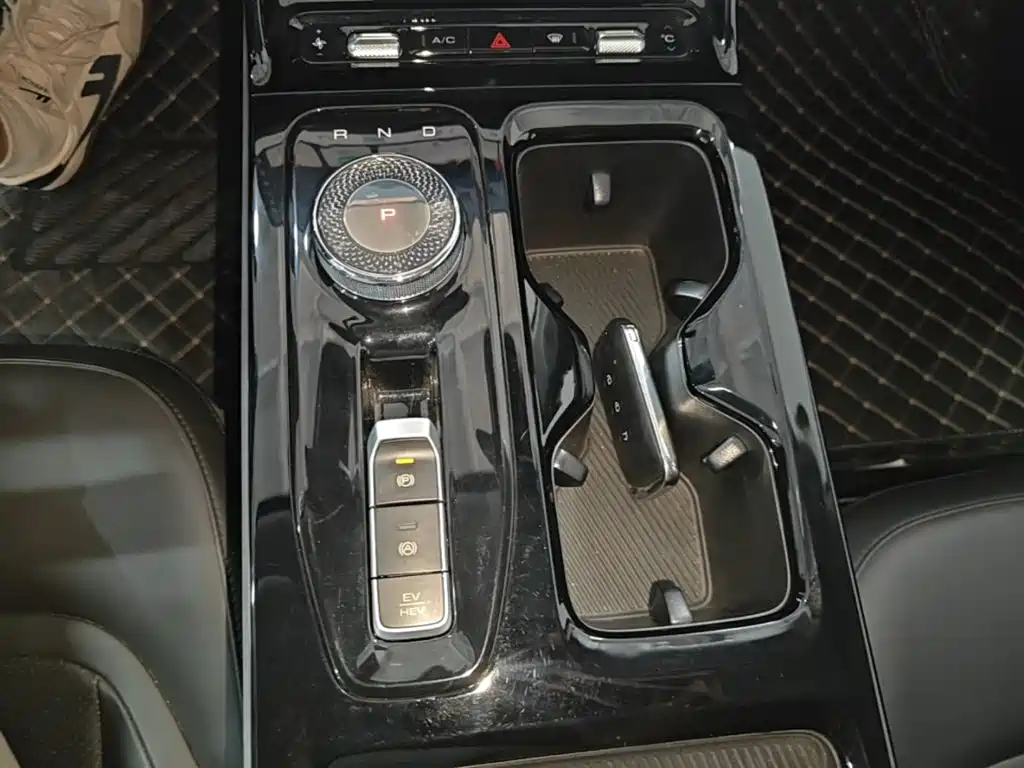 Wuling Xingguang — миниатюра 14