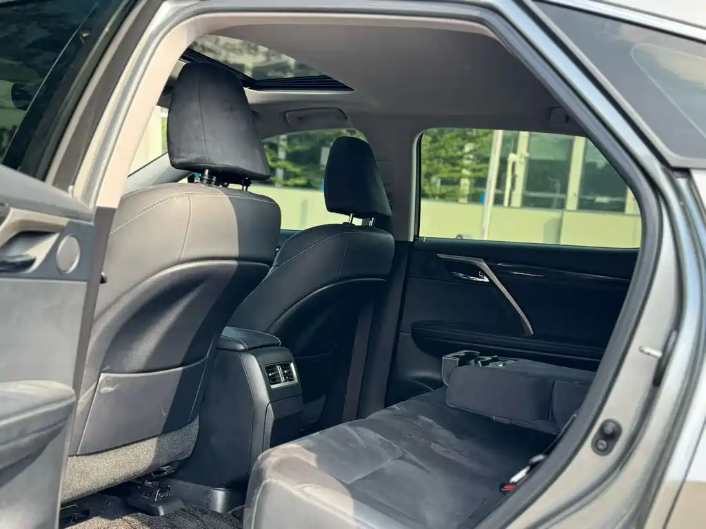 Lexus RX — миниатюра 6