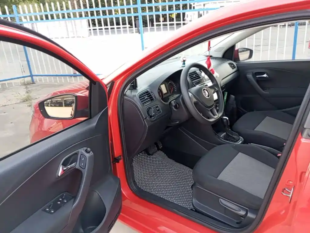 Volkswagen Polo — миниатюра 16