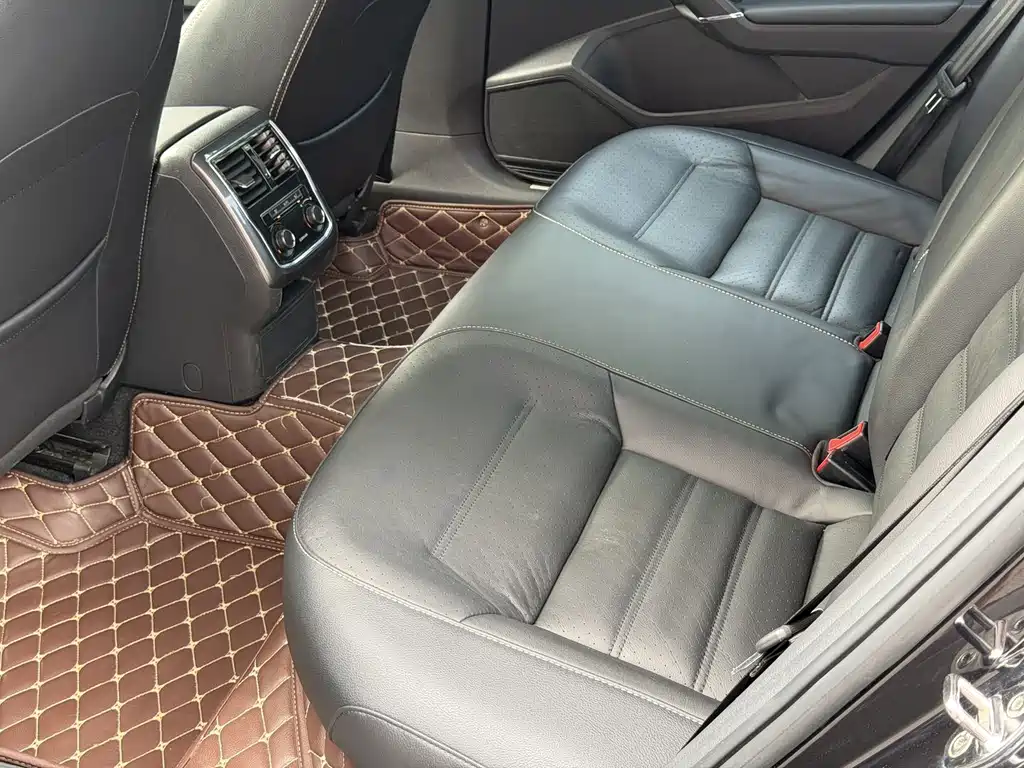 Volkswagen Passat — миниатюра 11