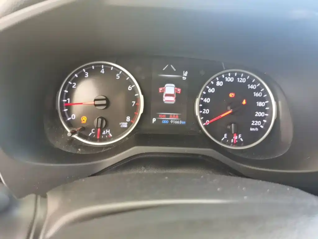Toyota RAV4 — миниатюра 16