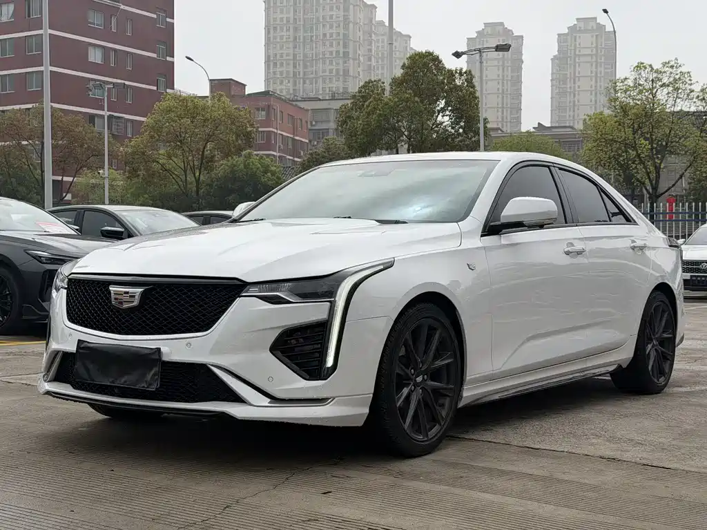 Cadillac CT4 2021