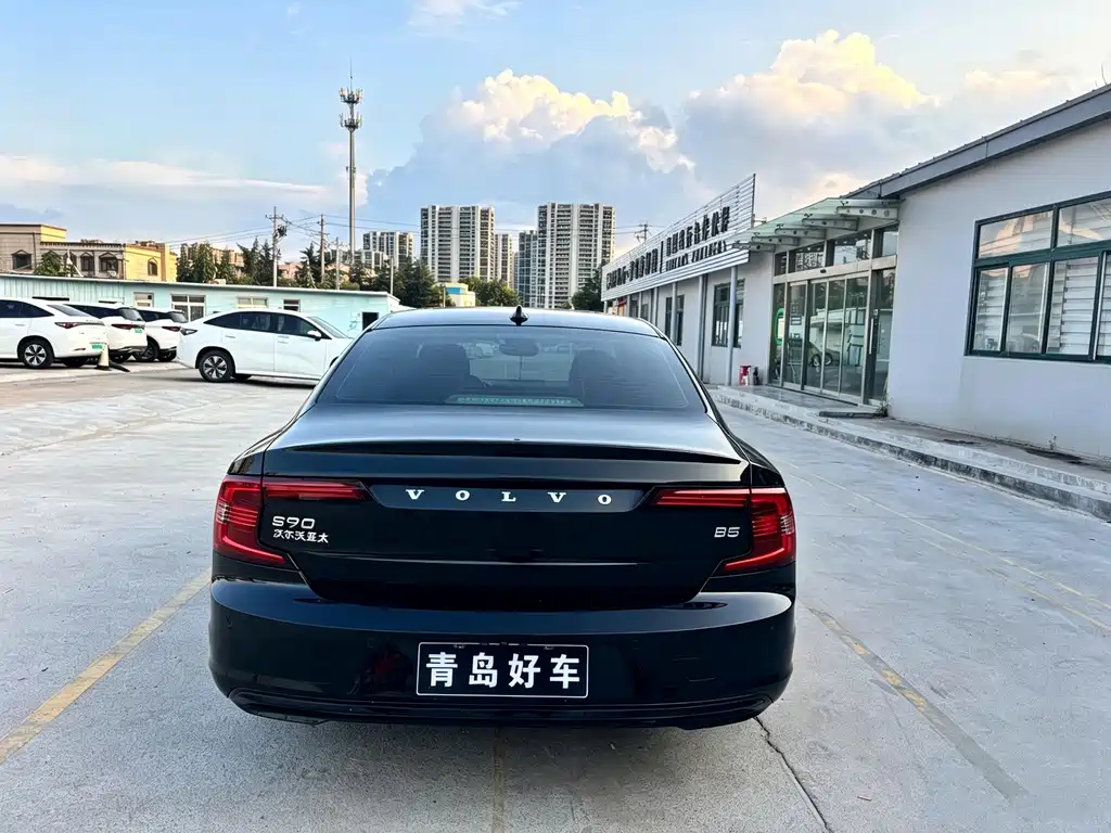 Volvo S90 — миниатюра 6