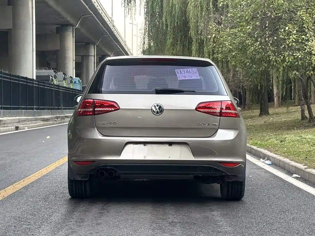 Volkswagen Golf — миниатюра 3