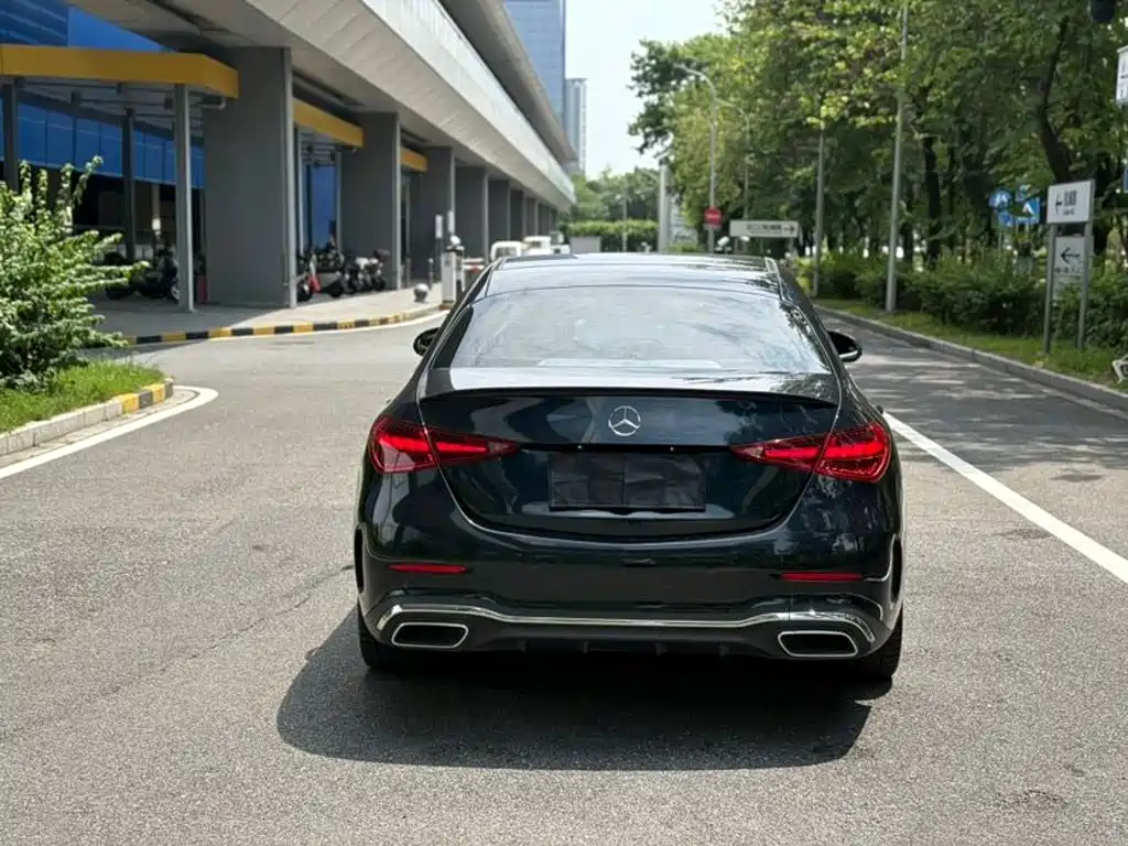 Mercedes-Benz C-Class — миниатюра 5