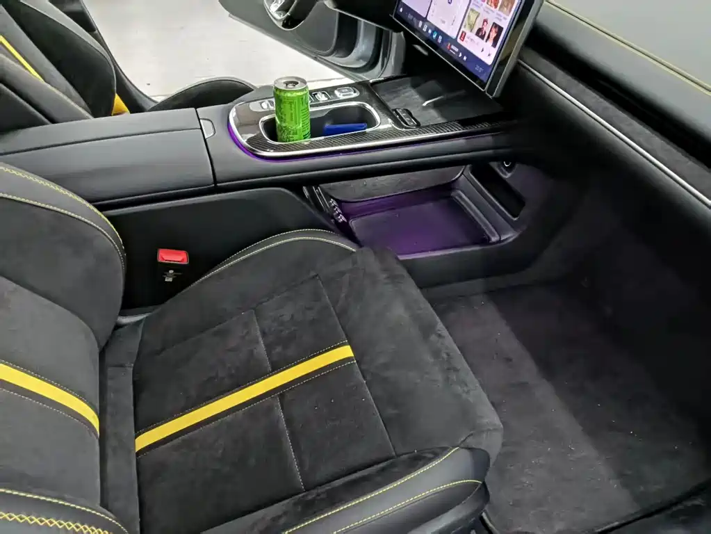 XIAOMI CAR XIAOMI SU7 ULTRA