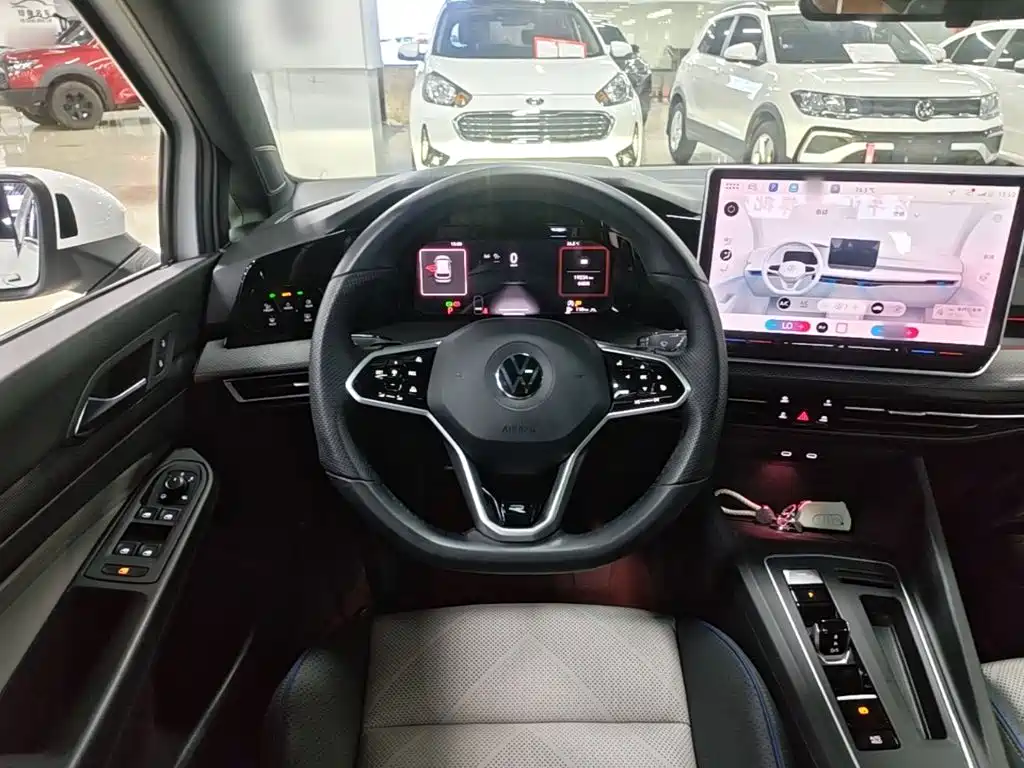 Volkswagen Golf — миниатюра 11