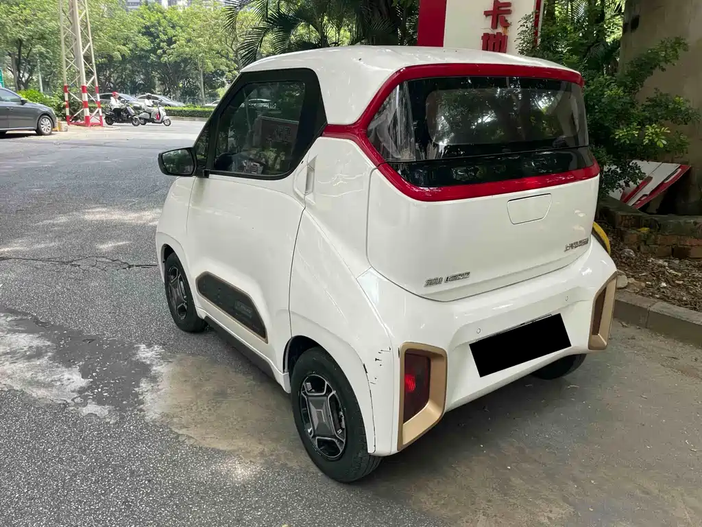Baojun E200 — миниатюра 4