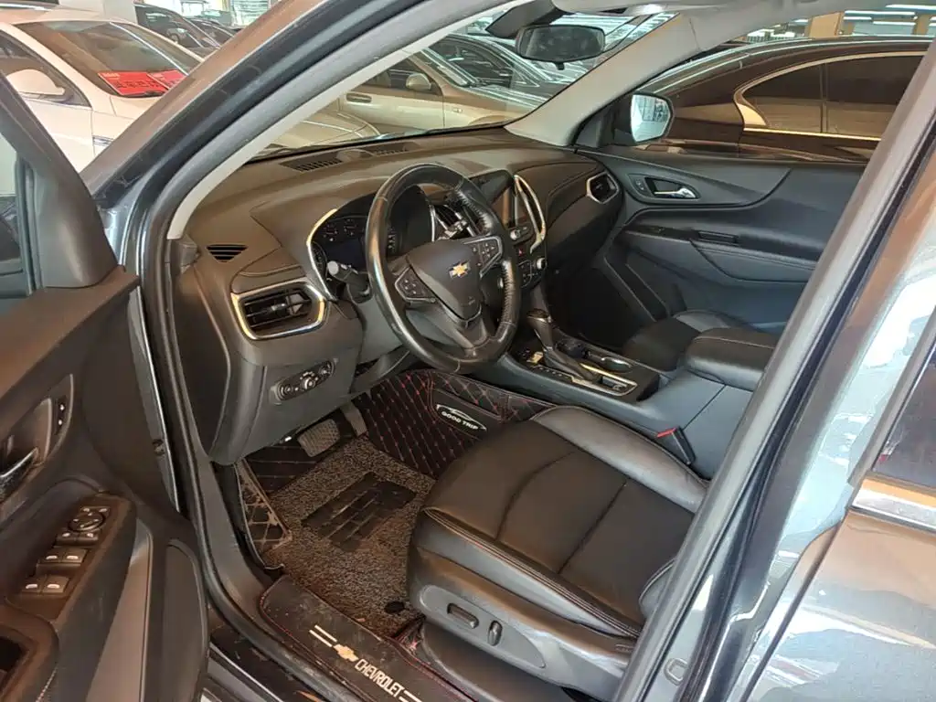 Chevrolet Equinox — миниатюра 16