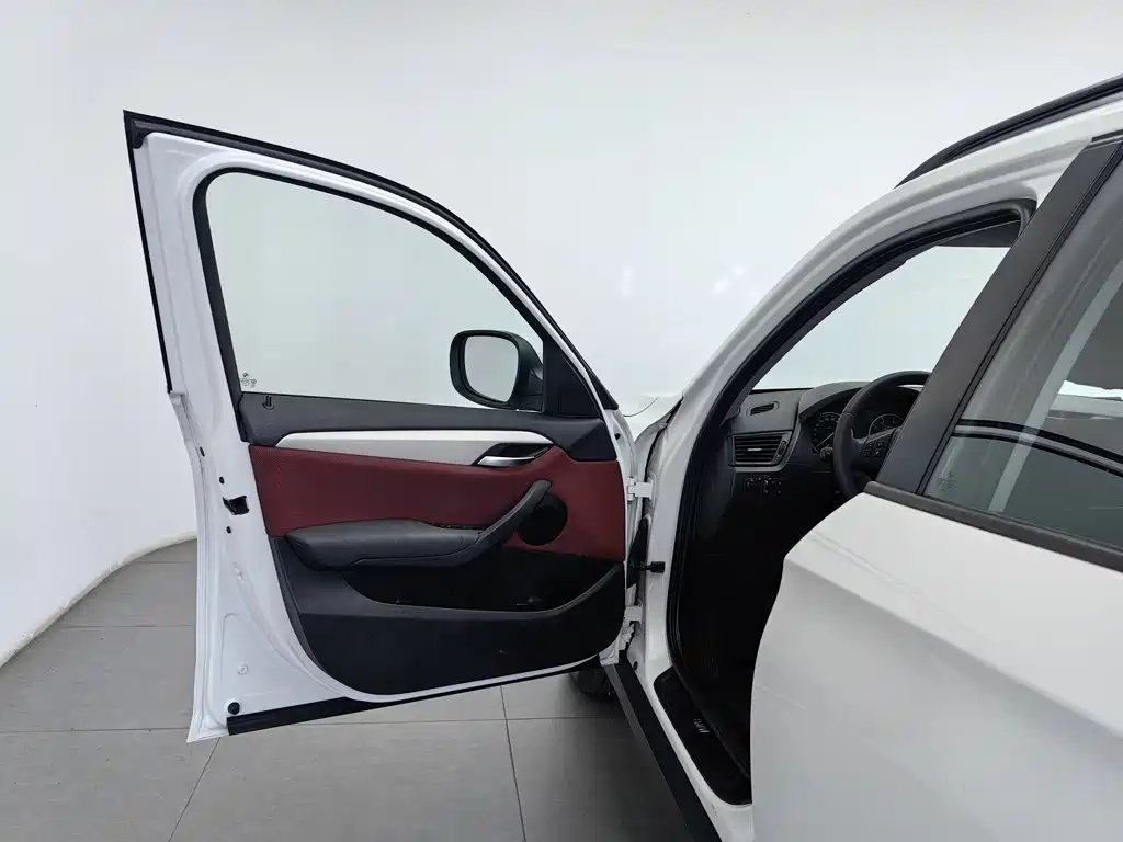 BMW X1 — миниатюра 8