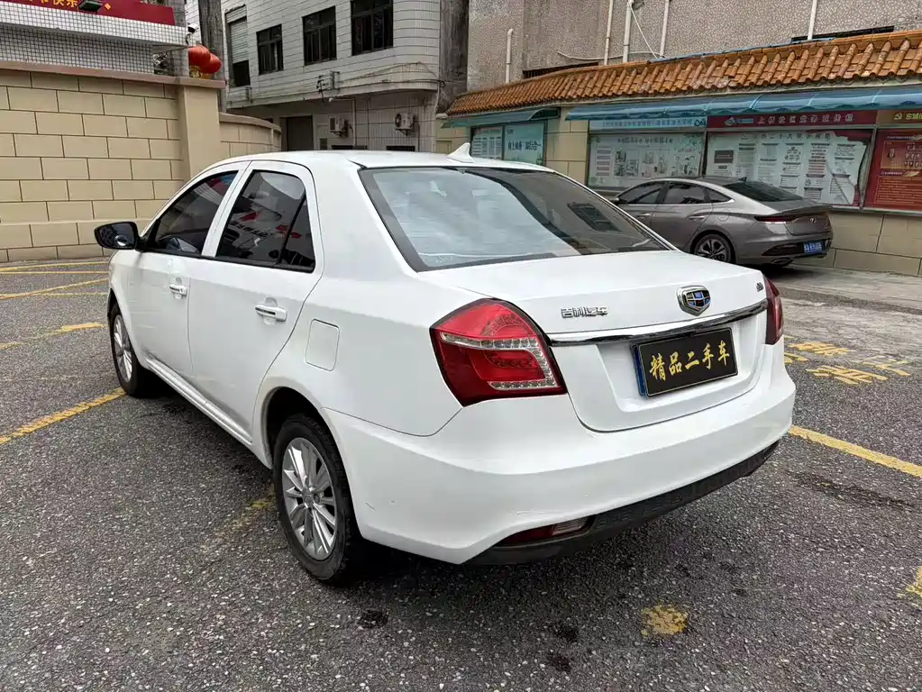 Geely King Kong — миниатюра 7