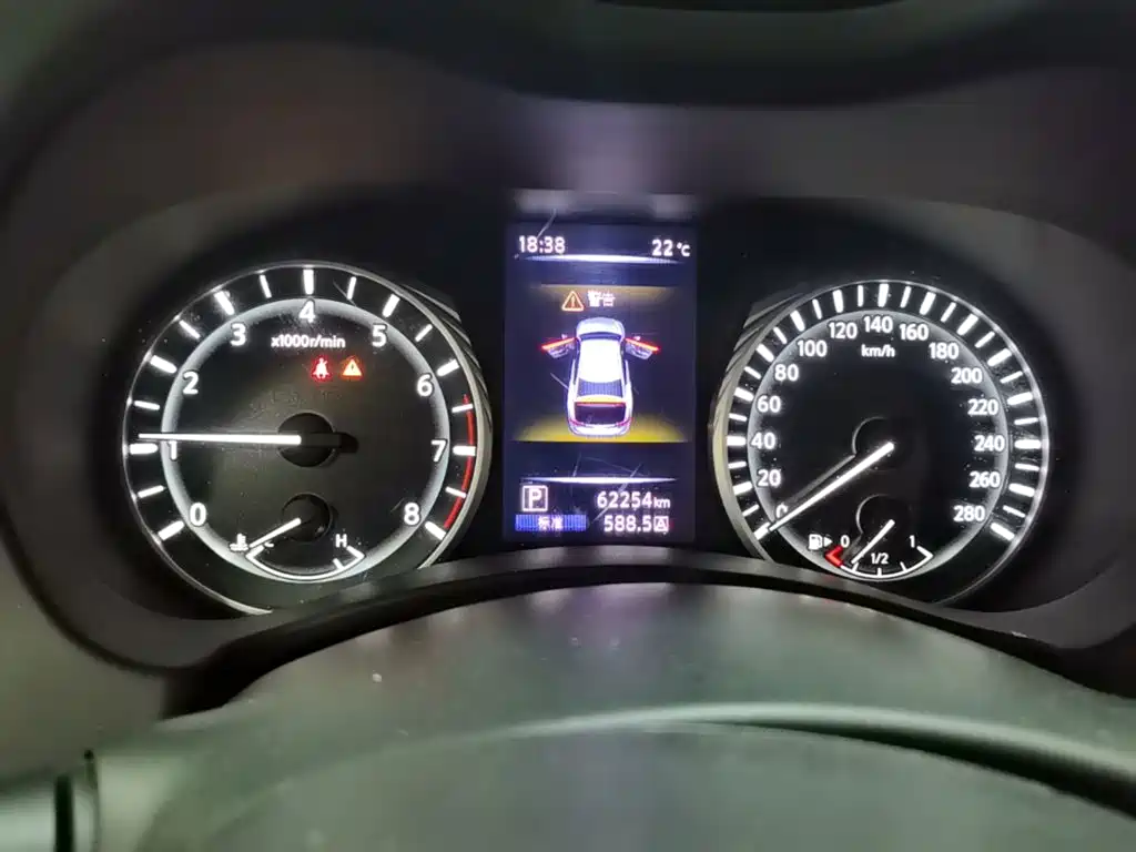 Infiniti Q50L — миниатюра 12