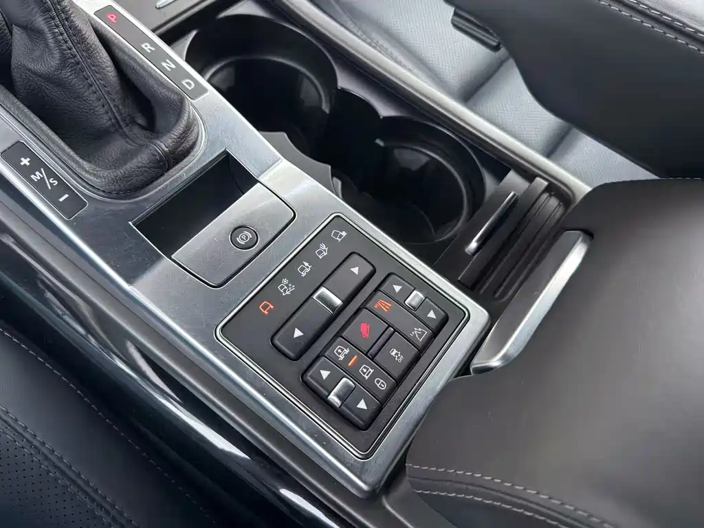 Land Rover Sport — миниатюра 11