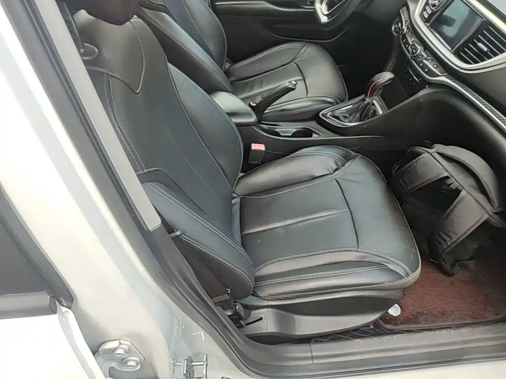 Buick Excelle — миниатюра 25