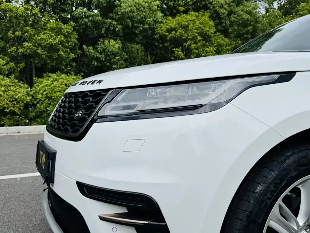 Land Rover Velar — миниатюра 16