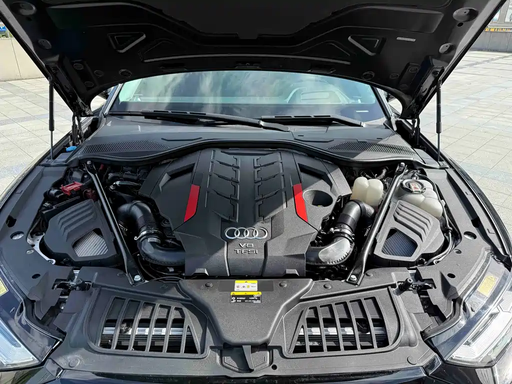 Audi S8 — миниатюра 4