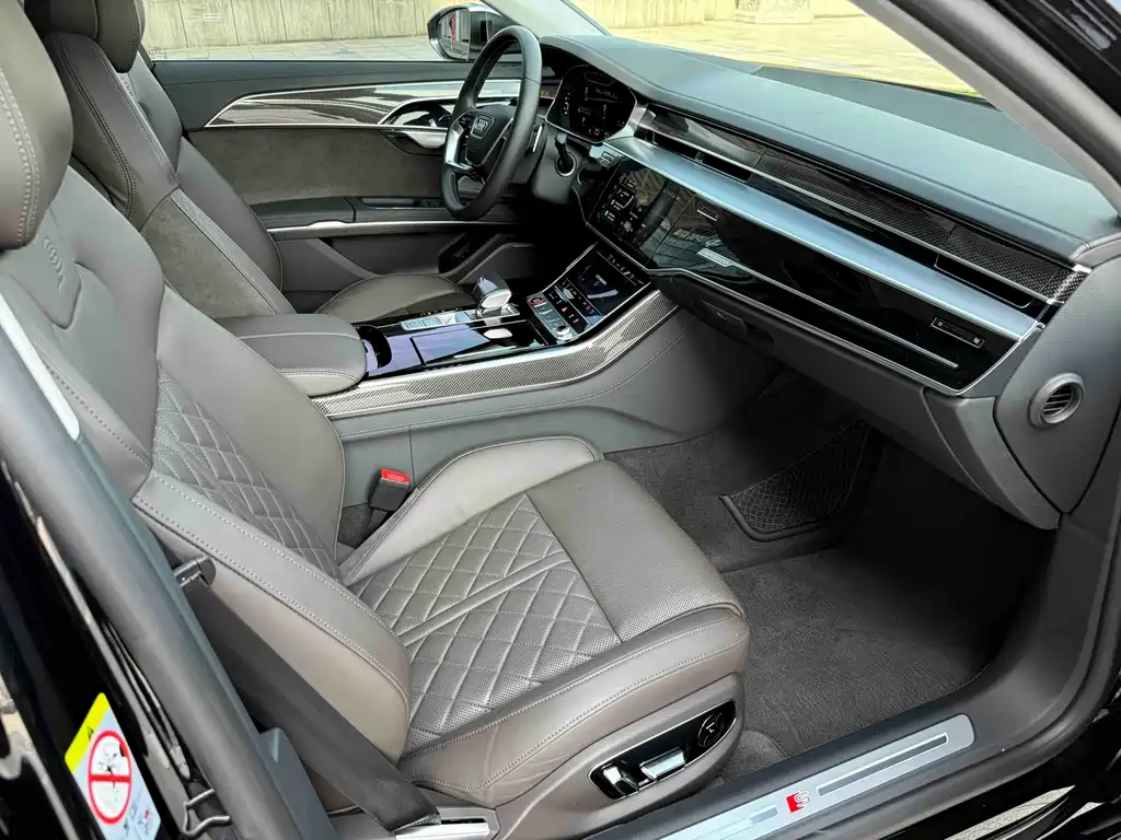 Audi S8 — миниатюра 15