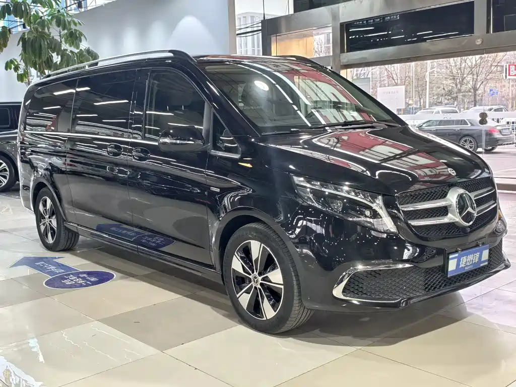 MERCEDES-BENZ V CLASS