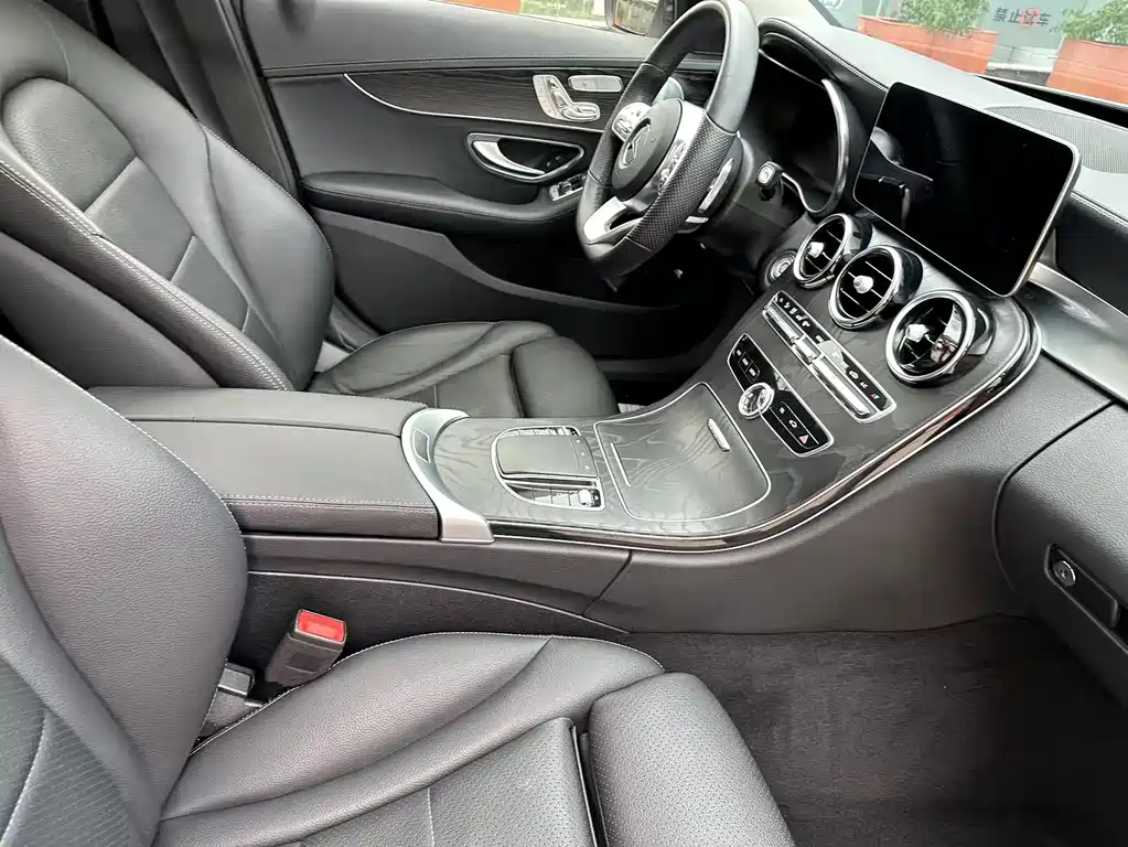 Mercedes-Benz C-Class — миниатюра 34