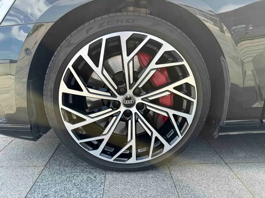 Audi S8 — миниатюра 6