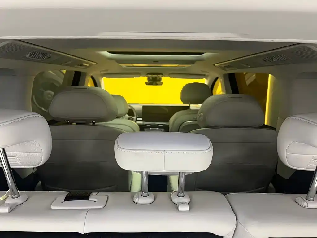 Voyah Dreamer PHEV 4WD Flagship Kunpeng Edition, фото 22