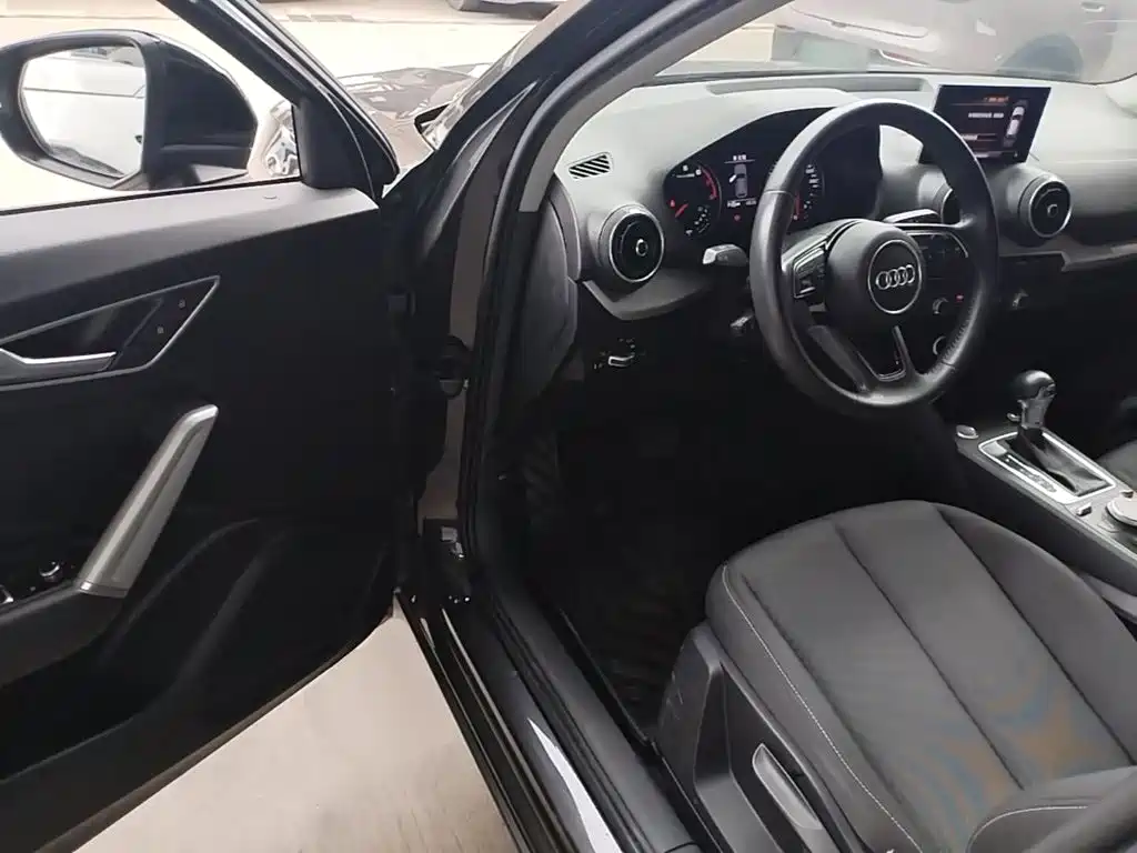 Audi Q2L — миниатюра 16