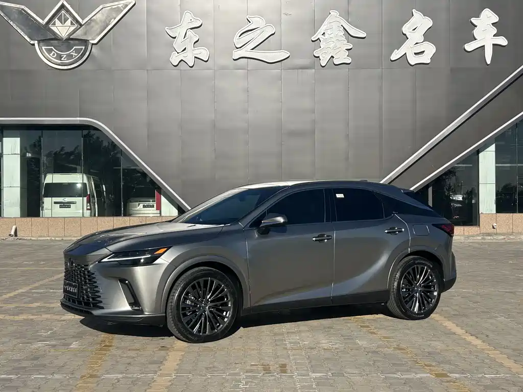 Lexus RX 2025