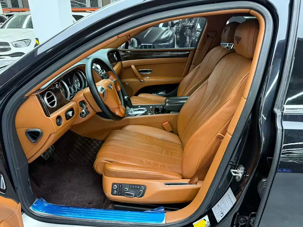 Bentley Flying Spur 2014 4.0T V8 Luxury