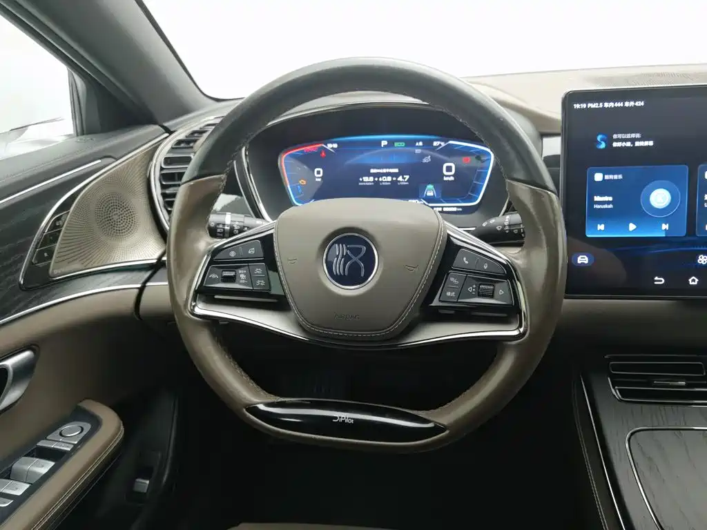 BYD Han — миниатюра 11