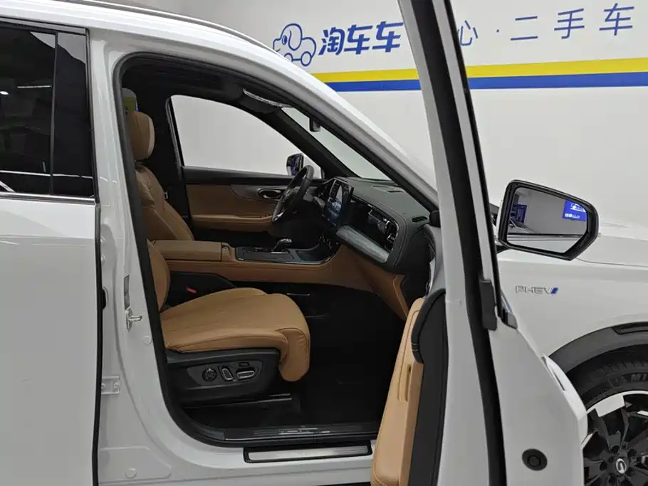 GAC Motor Trumpchi ES9 — миниатюра 8