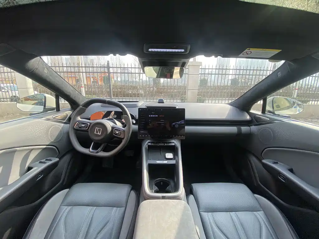 ZEEKR EXTREME KRYPTON 007GT