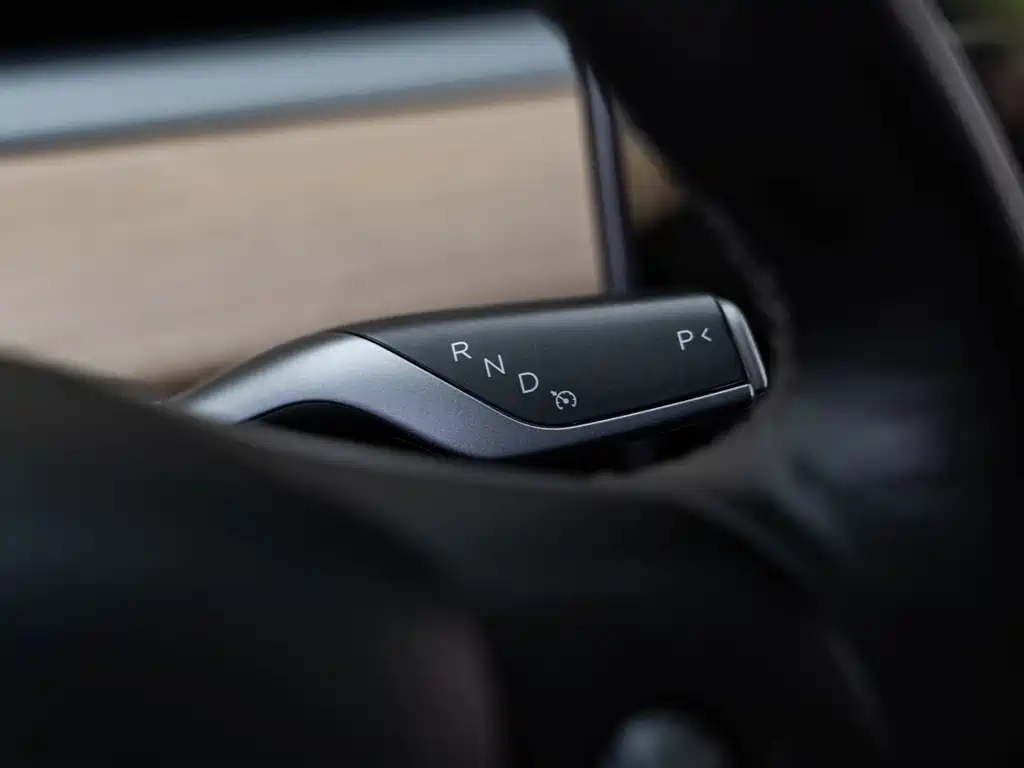 Tesla Model 3 — миниатюра 15