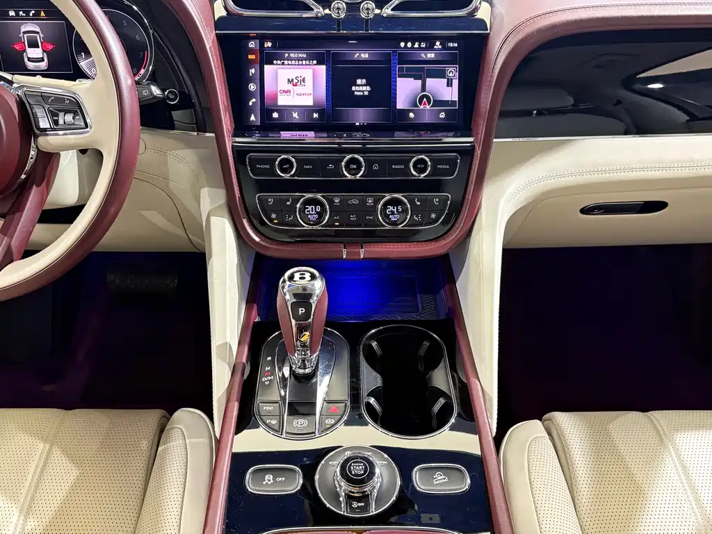 Bentley Bentayga — миниатюра 13