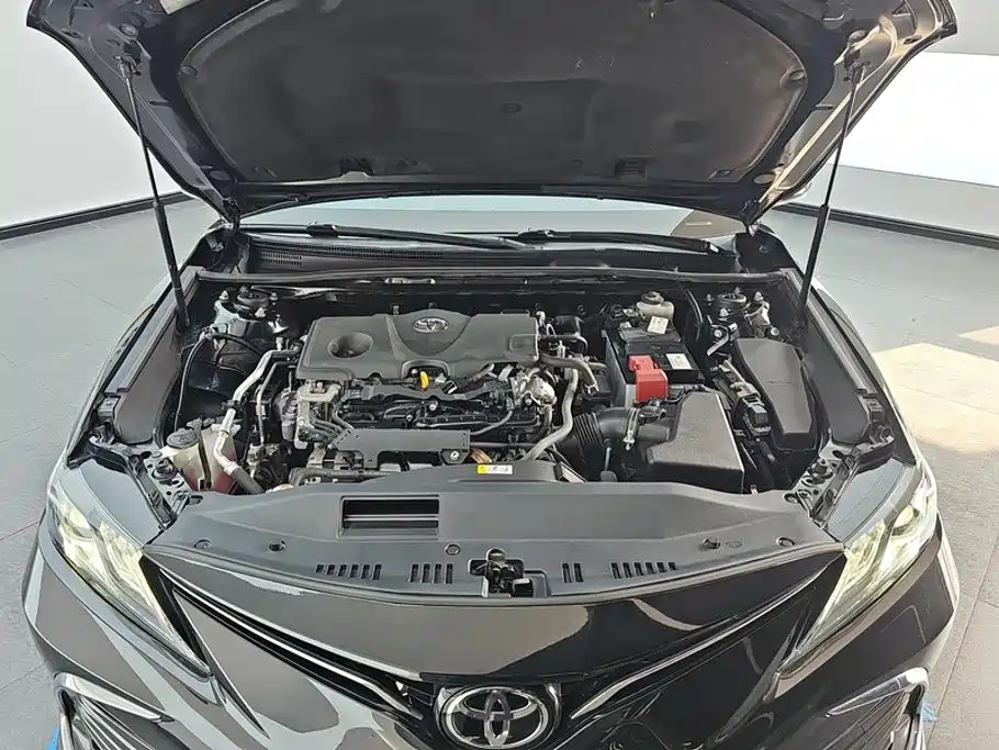 Toyota Camry 2021 2.5G Luxury